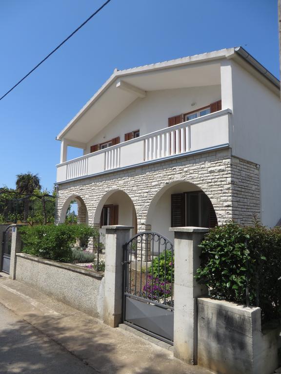 Filipovic Apartments With Pool Biograd Na Moru Esterno foto