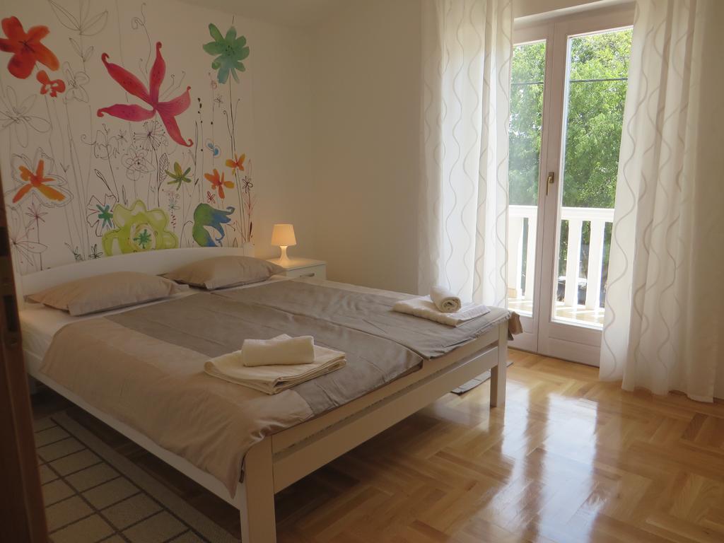 Filipovic Apartments With Pool Biograd Na Moru Esterno foto